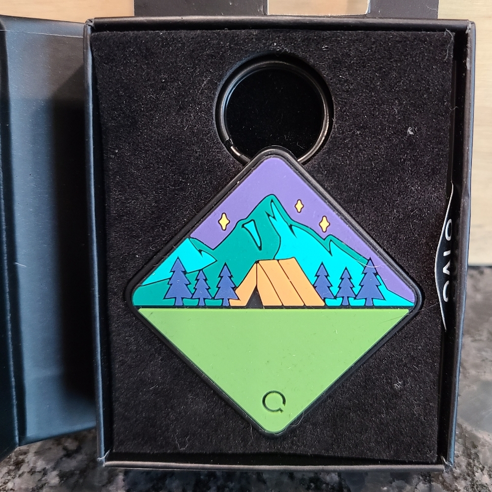 QALO TraQ Base Camp Trackable Dog ID Tag - Picture 2 of 6